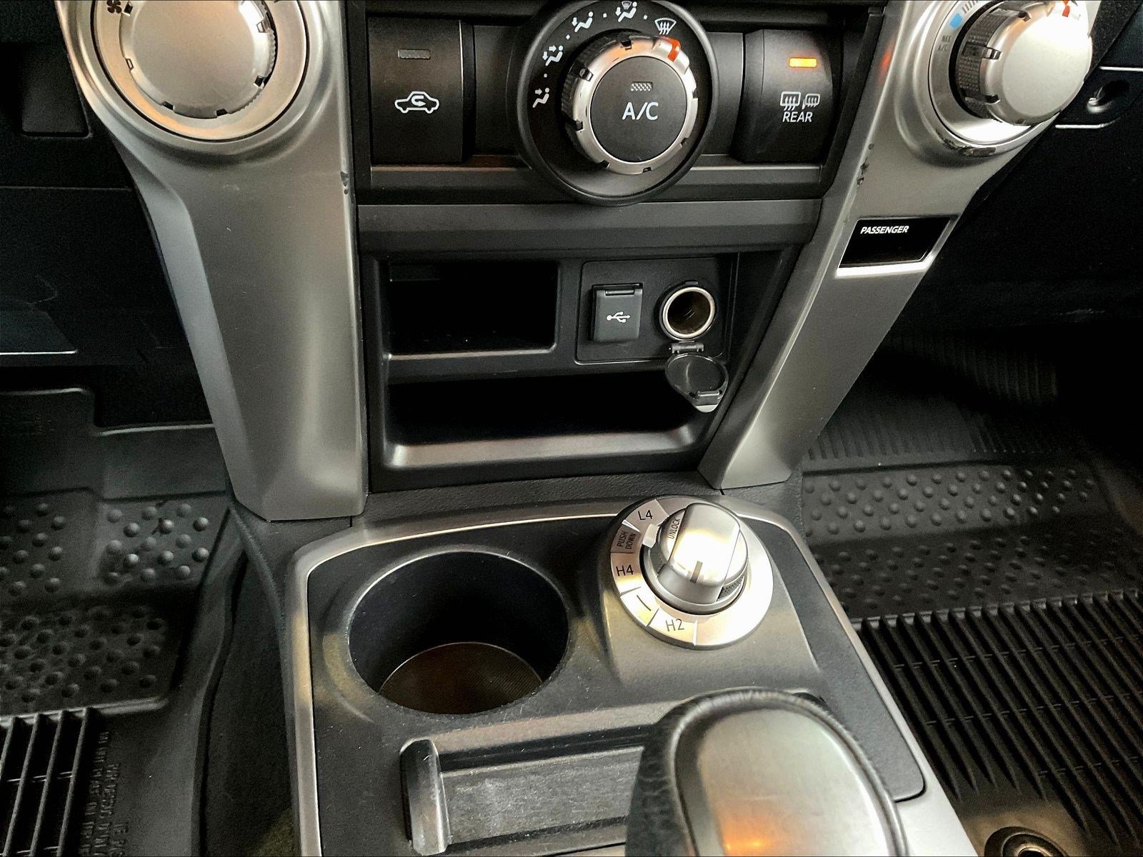 Used 2022 Toyota 4Runner SR5 Premium w/ Moonroof Package AWD/4WD image 15