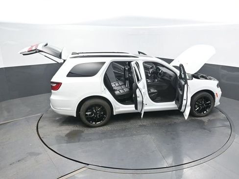 Used 2024 Dodge Durango GT image 74