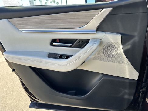 Certified 2024 MAZDA CX-90 Plug-In Hybrid w/ Premium Plus image 22