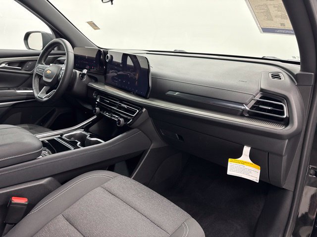 Used 2024 Chevrolet Traverse LS w/ LPO, Floor Liner Package FWD image 31