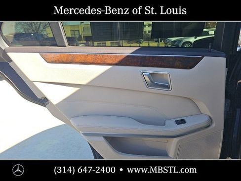 Used 2014 Mercedes-Benz E 350 4MATIC Sedan image 13