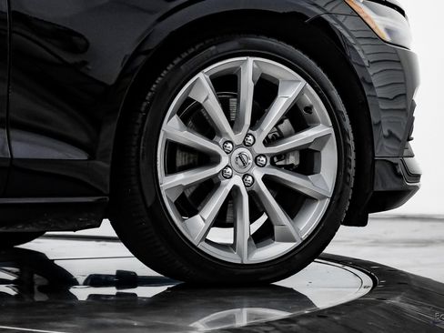 Used 2020 Volvo V60 T5 Momentum w/ Protection Package Premier image 80