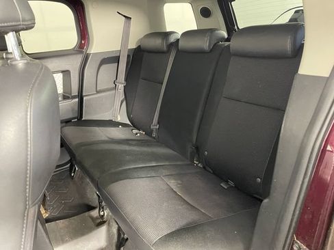 Used 2007 Toyota FJ Cruiser 4WD image 13