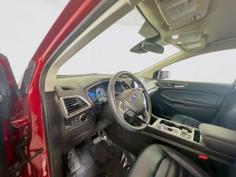 Used 2023 Ford Edge SEL w/ Sport Appearance Package AWD/4WD image 16