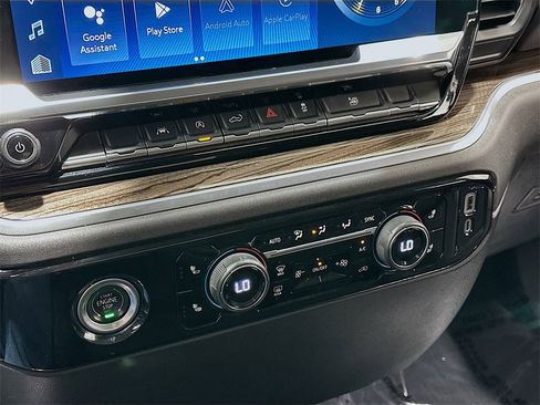 Used 2022 Chevrolet Silverado 1500 LT image 16