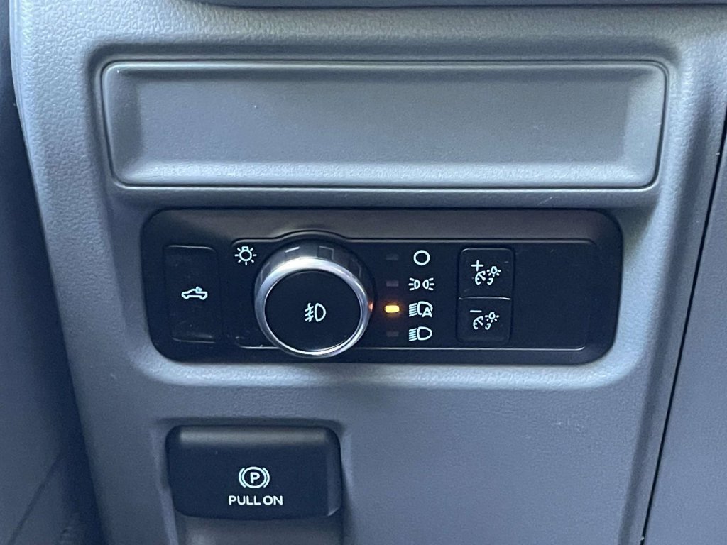 Used 2023 Ford F150 XLT AWD/4WD image 19