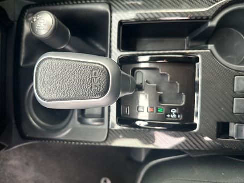 Used 2019 Toyota 4Runner TRD Off-Road image 25