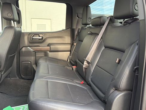 Used 2019 GMC Sierra 1500 SLT image 8