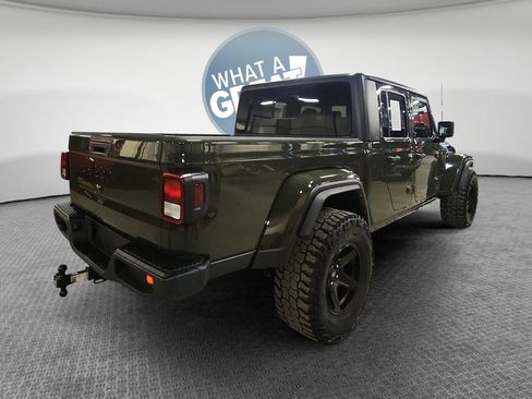 Used 2022 Jeep Gladiator Sport AWD/4WD image 4