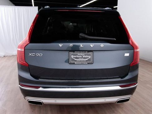 Used 2021 Volvo XC90 T8 Inscription Expression w/ Protection Package Premier image 4
