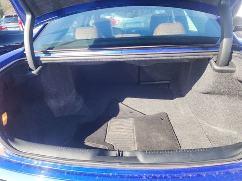 Used 2019 Chrysler 300 Limited image 16