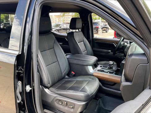 Certified 2024 Chevrolet Silverado 1500 High Country AWD/4WD image 9