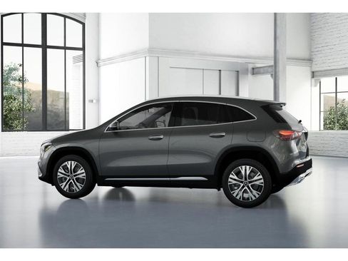 New 2026 Mercedes-Benz GLA 250 4MATIC image 32
