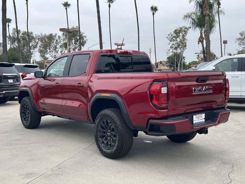New 2026 GMC Canyon Elevation w/ LPO, Black Badging Package RWD image 5
