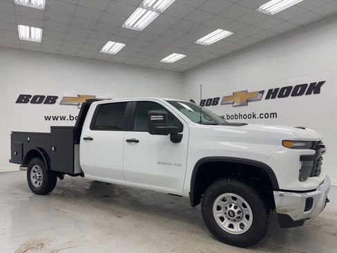 New 2026 Chevrolet Silverado 3500 W/T w/ WT Convenience Package AWD/4WD image 3