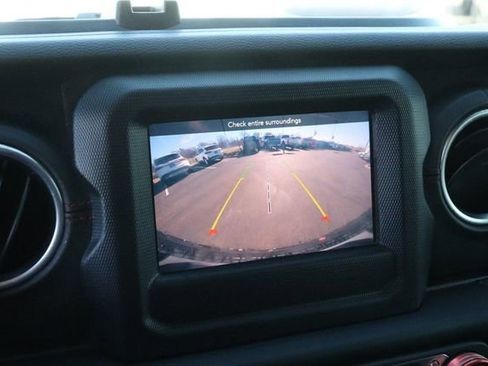 Used 2020 Jeep Wrangler Unlimited Rubicon w/ Quick Order Package 28Y Recon image 17