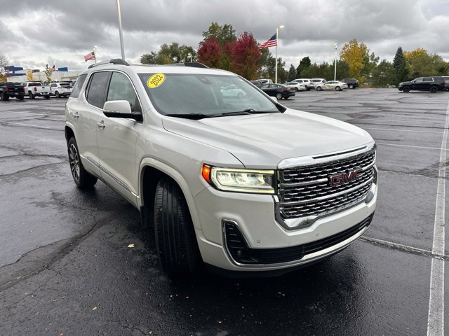 Used 2022 GMC Acadia Denali w/ GMC Pro Grade Package AWD/4WD image 2