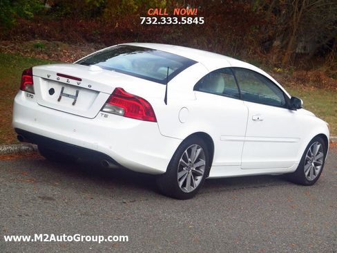 Used 2012 Volvo C70 T5 image 25