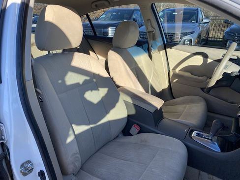 Used 2011 Nissan Altima 2.5 S w/ Special Edition Pkg image 28