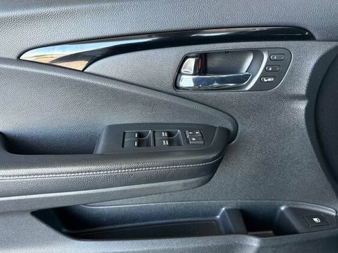 Used 2018 Honda Ridgeline RTL-E image 11