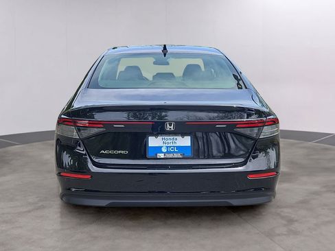 Certified 2025 Honda Accord LX image 5