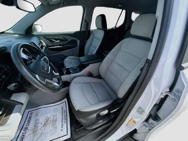 Used 2024 GMC Terrain SLE AWD/4WD image 19