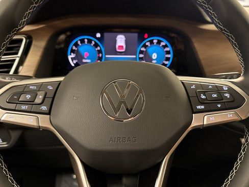 New 2026 Volkswagen Atlas SE image 23