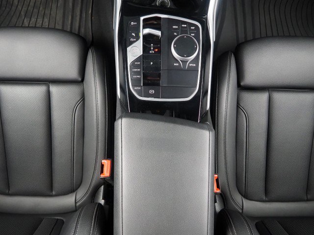Used 2024 BMW 330i Sedan w/ Premium Package RWD image 25