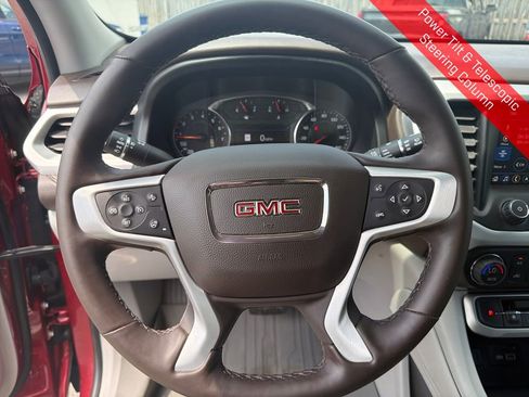 Used 2023 GMC Acadia SLT w/ Preferred Package AWD/4WD image 17