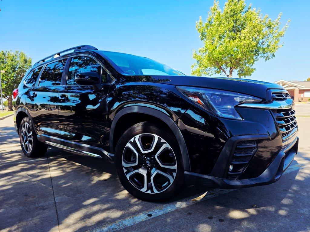 Used 2023 Subaru Ascent Limited AWD/4WD image 4
