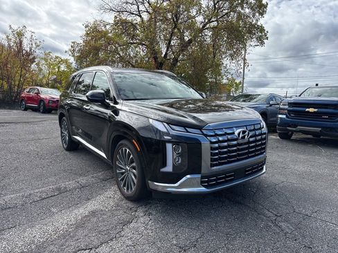 Certified 2024 Hyundai Palisade Calligraphy image 1