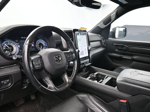 Used 2022 RAM 1500 Limited w/ Body-Colour Bumper Group AWD/4WD image 21