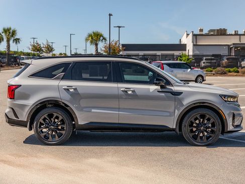 Used 2022 Kia Sorento SX FWD image 8