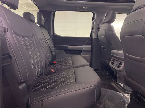 New 2026 Ford F250 XLT w/ XLT Premium Package AWD/4WD image 29