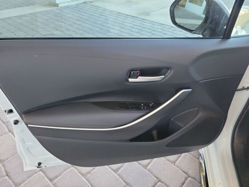 Certified 2025 Toyota Corolla SE image 10