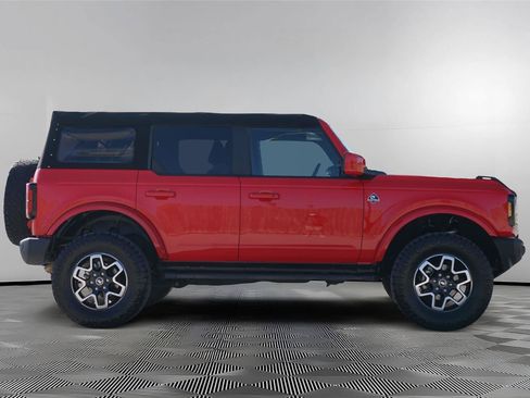 Certified 2022 Ford Bronco Outer Banks AWD/4WD image 4