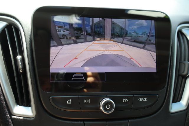 Used 2025 Chevrolet Malibu LT FWD image 37