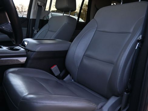 Used 2020 Chevrolet Tahoe LT image 19