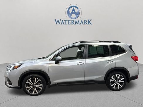Used 2023 Subaru Forester Limited AWD/4WD image 2