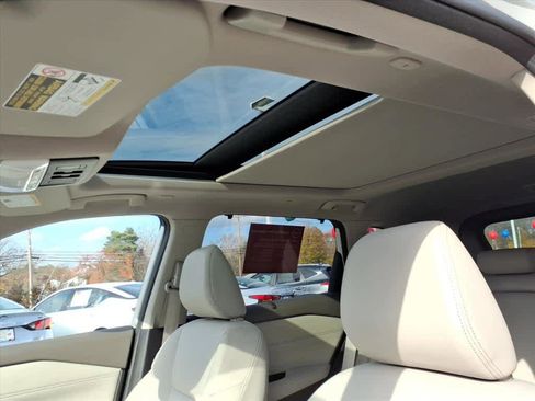 Certified 2023 Nissan Rogue SL w/ SL Premium Package image 18