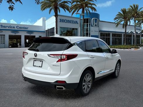 Used 2023 Acura RDX w/ Technology Package FWD image 8