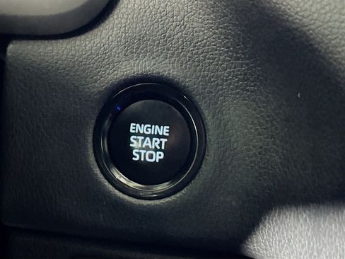 Used 2025 Toyota Tundra Limited AWD/4WD image 20