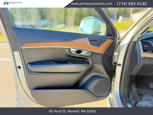 Used 2018 Volvo XC90 T8 Inscription w/ Convenience Package AWD/4WD image 30