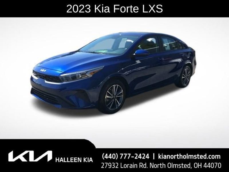 Certified 2023 Kia Forte LXS image 1