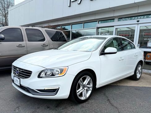 Used 2015 Volvo S60 T5 Premier image 3