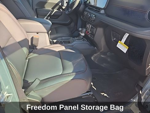New 2025 Jeep Wrangler Unlimited Rubicon w/ Safety Group AWD/4WD image 35