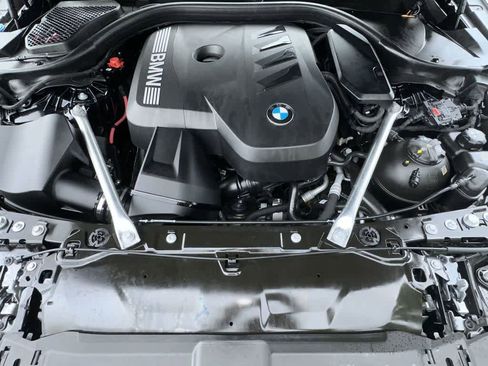 Used 2026 BMW 530i w/ M Sport Package RWD image 12