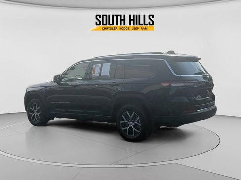 Used 2023 Jeep Grand Cherokee L Limited w/ Luxury Tech Group II AWD/4WD image 3