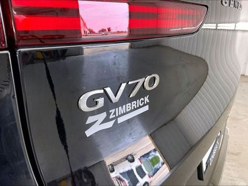 Used 2026 Genesis GV70 3.5T Sport Prestige AWD/4WD image 9