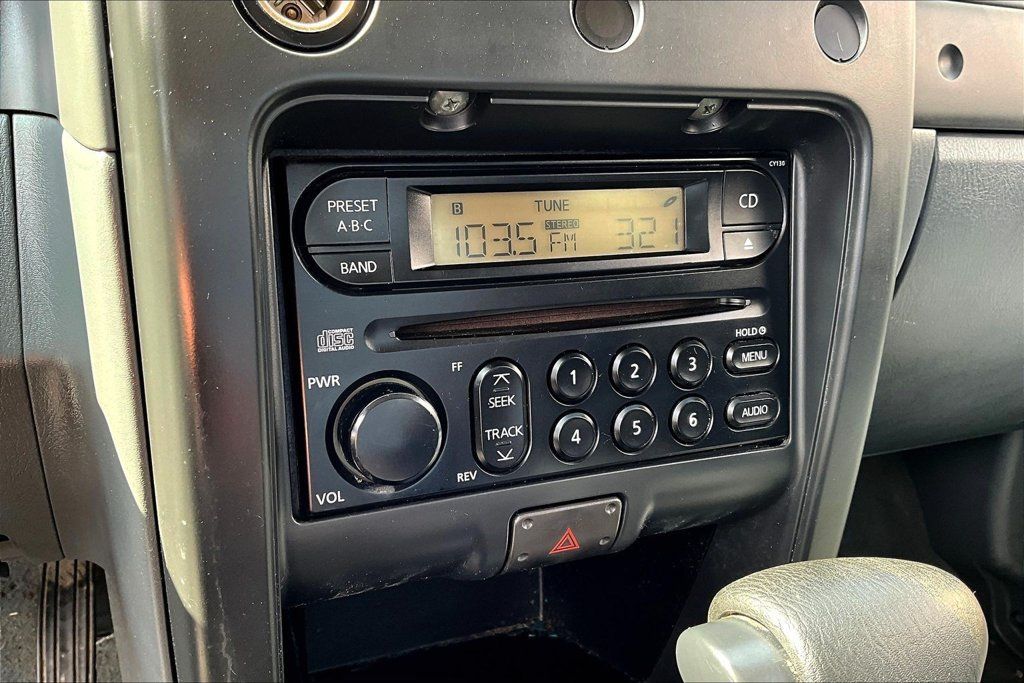 Used 2002 Nissan Xterra 4WD S/C image 12
